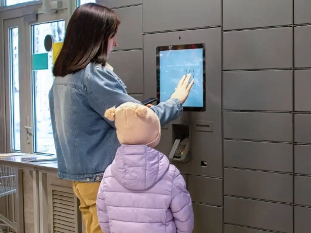 how does a capacitive touchscreen work 2